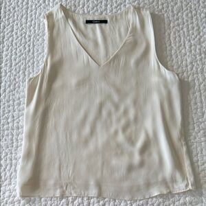 Quince Cream V-Neck Silk-Blend Sleeveless Camisole